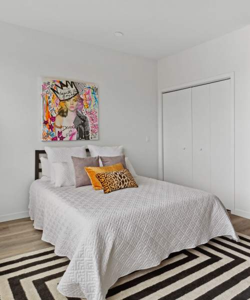 Cozy bedroom at The Quincy in Philadelphia, Pennsylvania