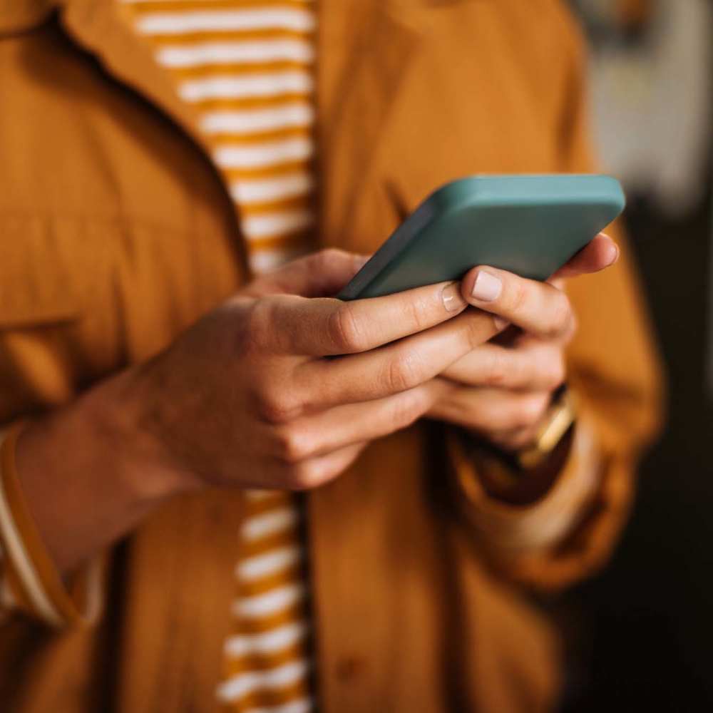 getty images contact phone