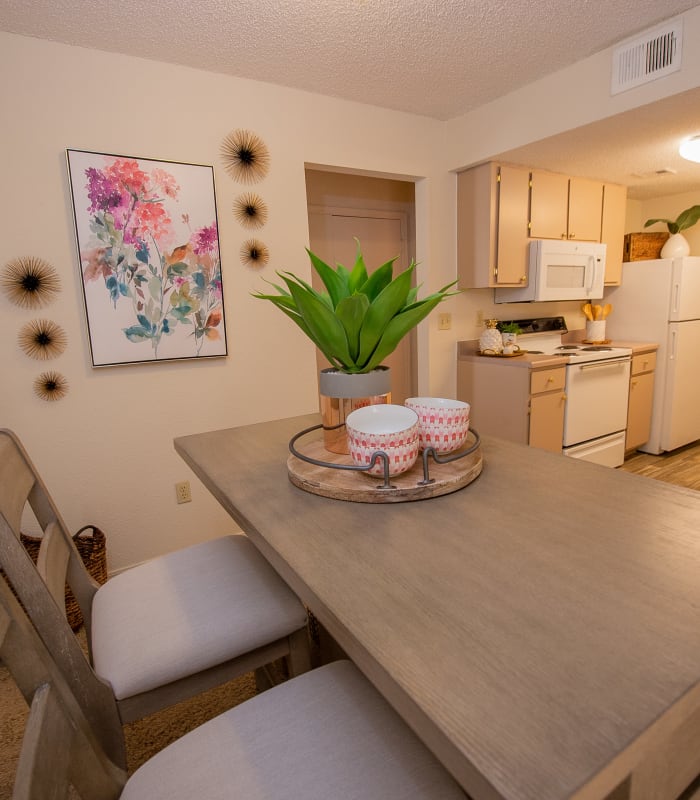 Photos of Summerfield Place Apartments in Oklahoma City, OK