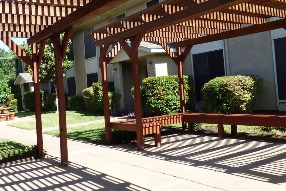 Pavilion with bench seating at Crystal Ridge in Midlothian, Texas