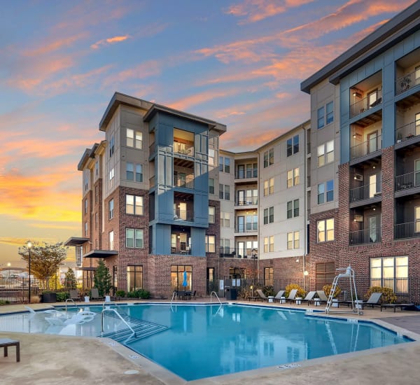 The resort-style swimming pool at Liberty Mill in Germantown, Maryland