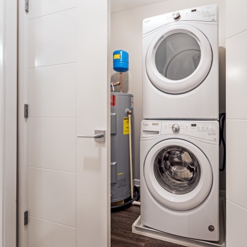 In-home washer and dryer at Cosmopolitan Apartments, Pittsburgh, Pennsylvania