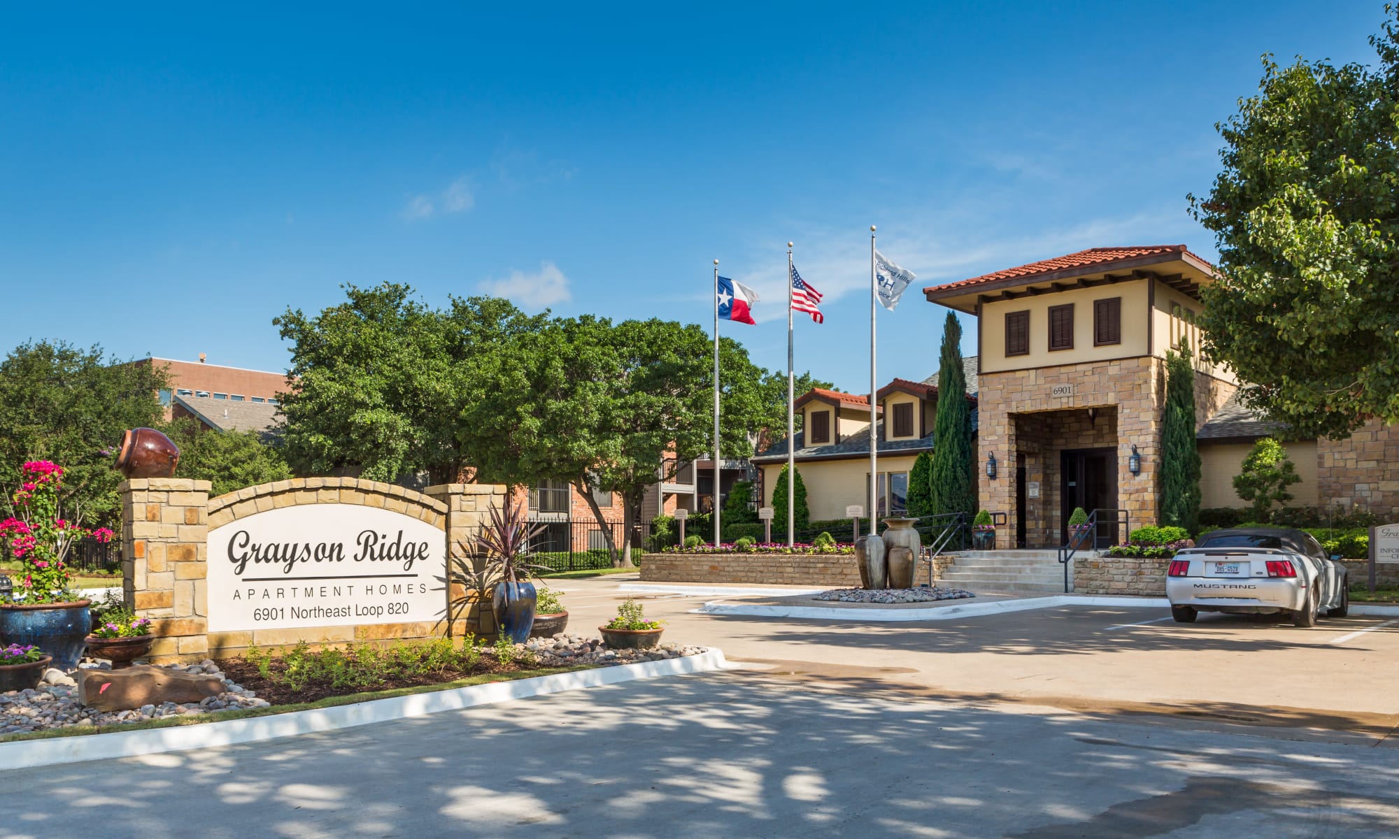 Apartments at Grayson Ridge in North Richland Hills, Texas