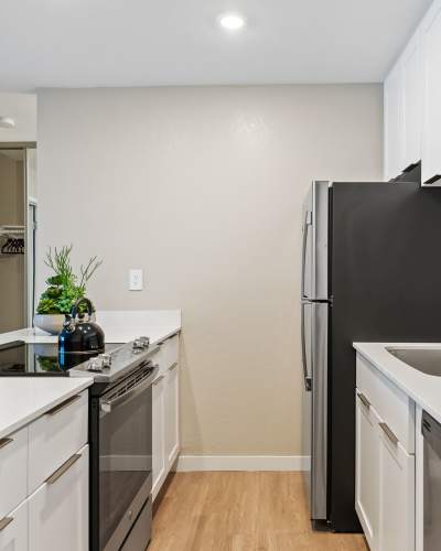 Kitchen at Shadowcreek Apartment Homes, Campbell, California