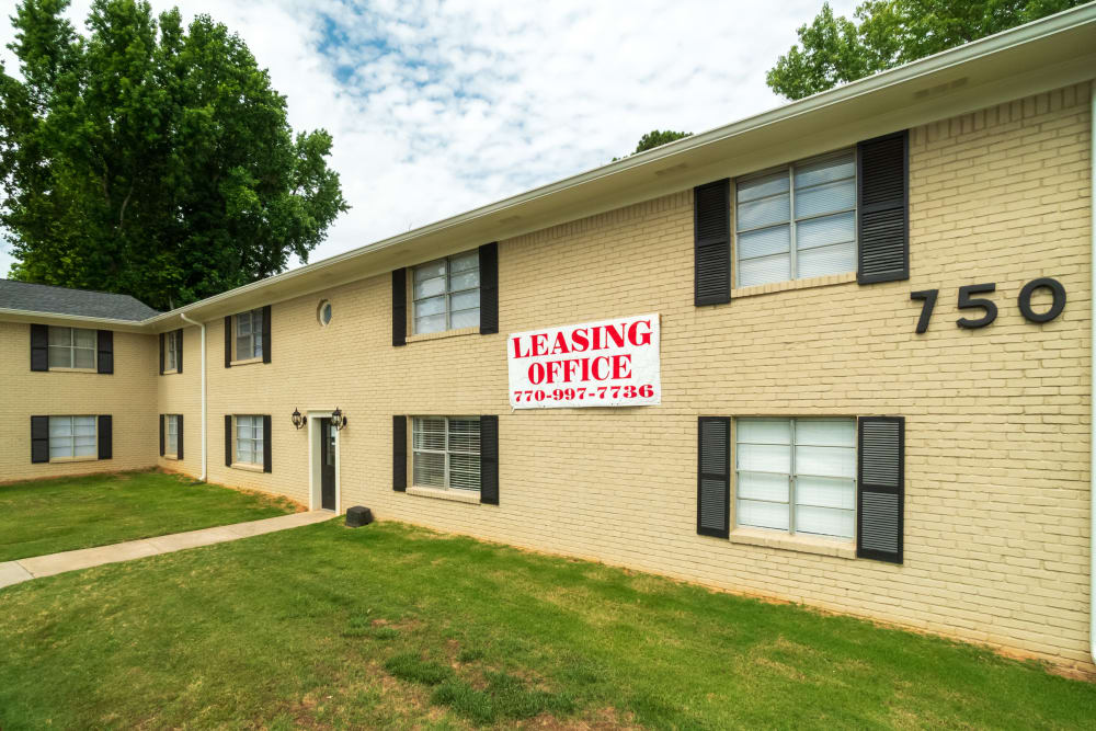 Leasing sound outside of Legacy Riverdale in Riverdale, Georgia