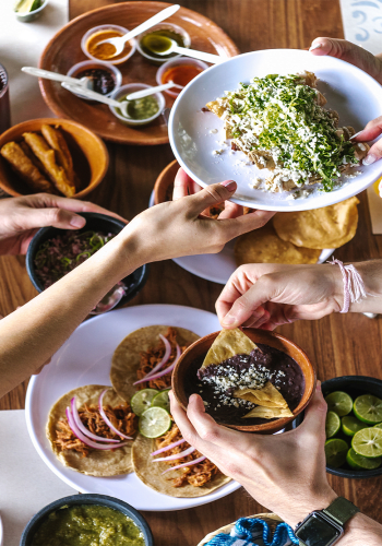 Dining near Canyon Crest Views Apartments in Riverside, California