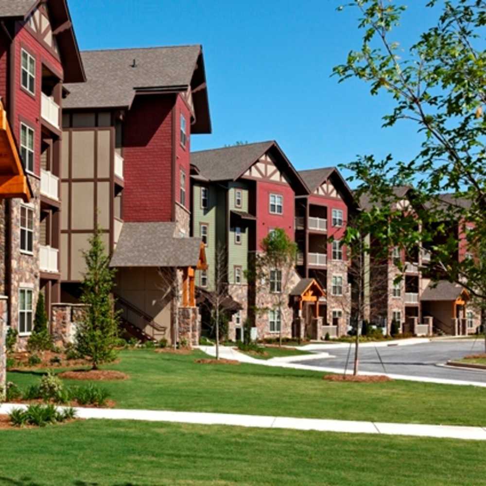 Apartment exterior at Avonlea Tributary in Lithia Springs, Georgia