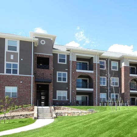 Exterior of apartments at Outlook Ridge in Pueblo, Colorado
