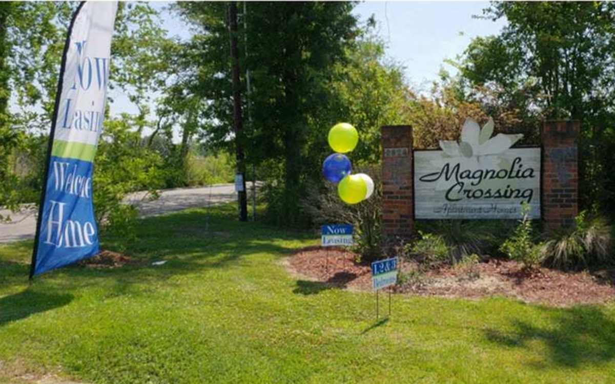 Signage of Magnolia Crossing in Gonzales, Louisiana