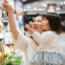 A mother shopping with her daughter near Hunt Club Apartments in Cockeysville, Maryland