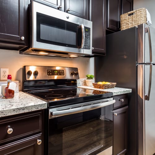 30-Day No-Fault Guarantee at Marquis on Westheimer in Houston, Texas