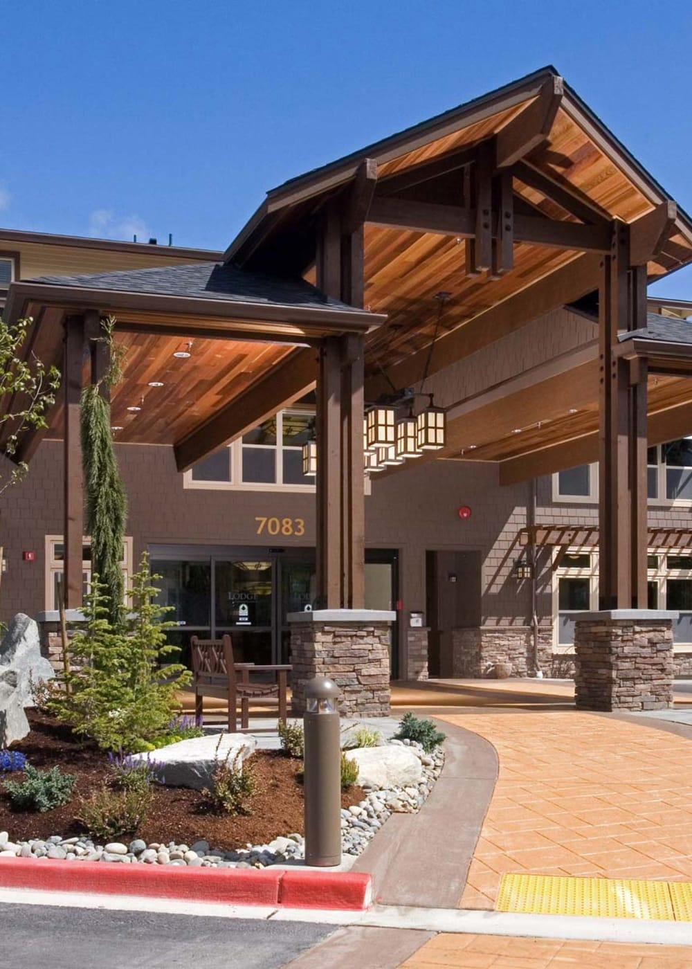 Gig Harbor, WA Senior Living | The Lodge at Mallard's Landing