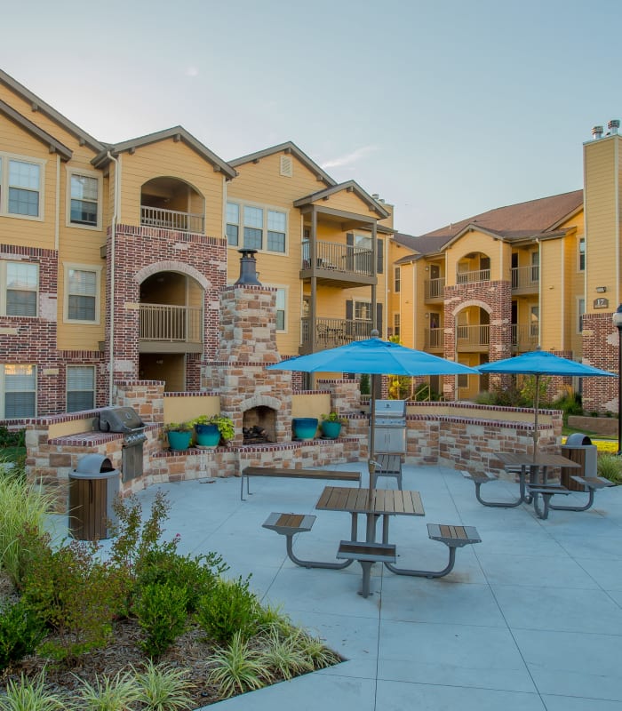 Outdoor deck seating of Portofino Apartments in Wichita, Kansas