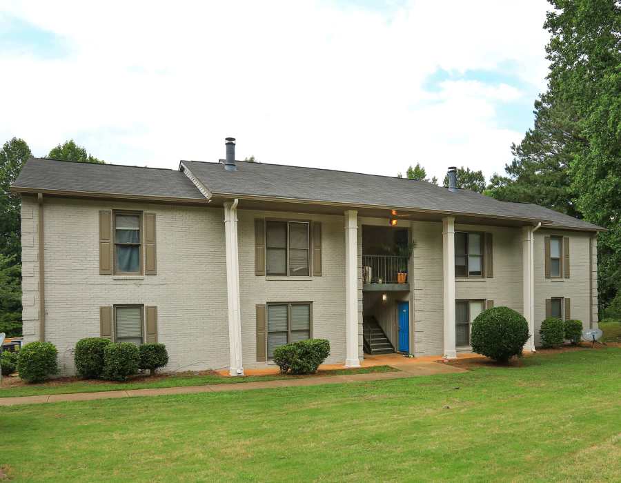 2 story apartment building exterior at Britain Village in Lawrenceville, Georgia