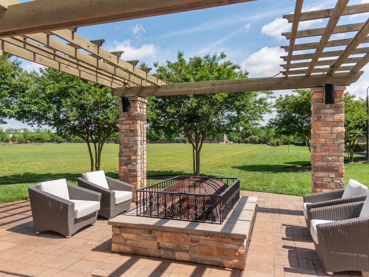 Outdoor Seating with Shade Pergola for Comfort at Red Knot at Edinburgh in Chesapeake, Virginia.