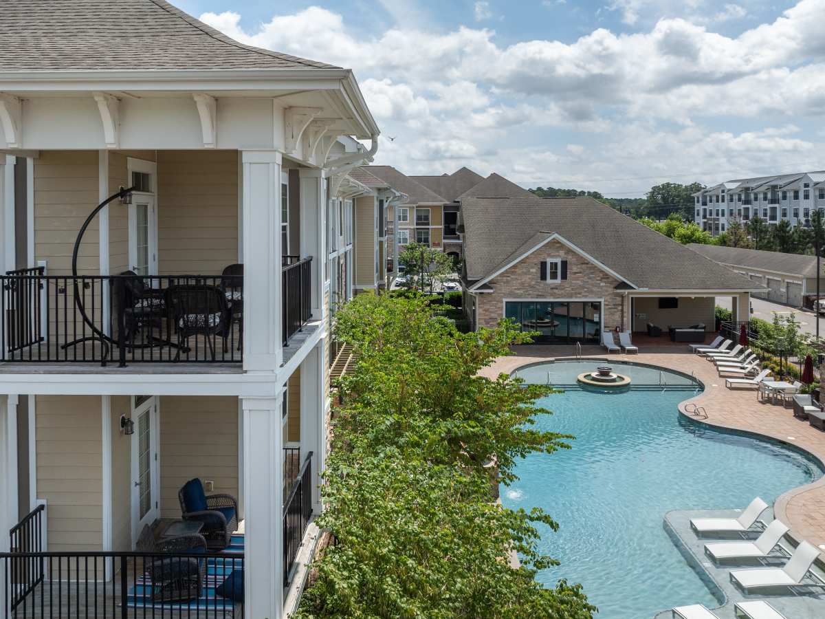 Apartments Exterior View at Red Knot at Edinburgh in Chesapeake, Virginia.