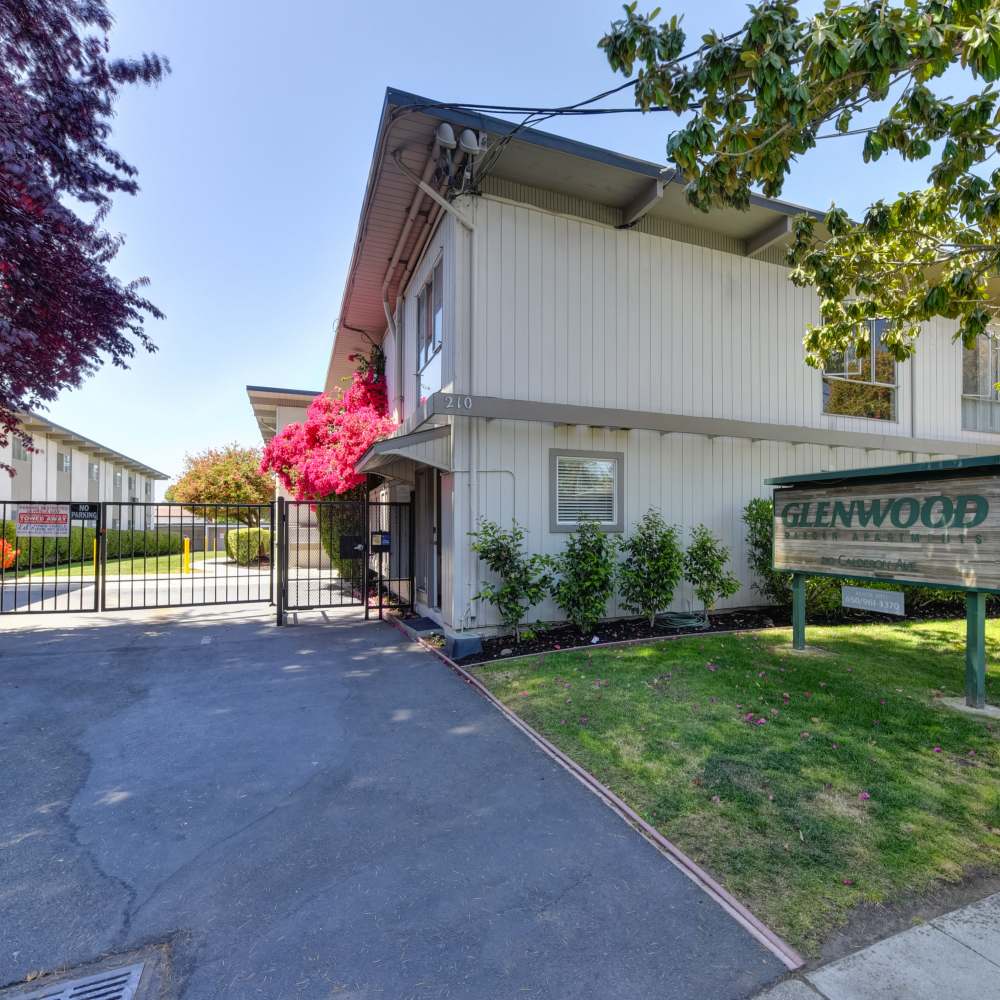 Community entrance at Glenwood Garden Apartments in Mountain View, California