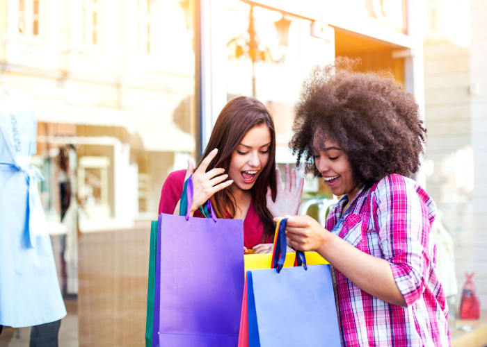 Girls shopping near City Center Apartments in Las Vegas, Nevada