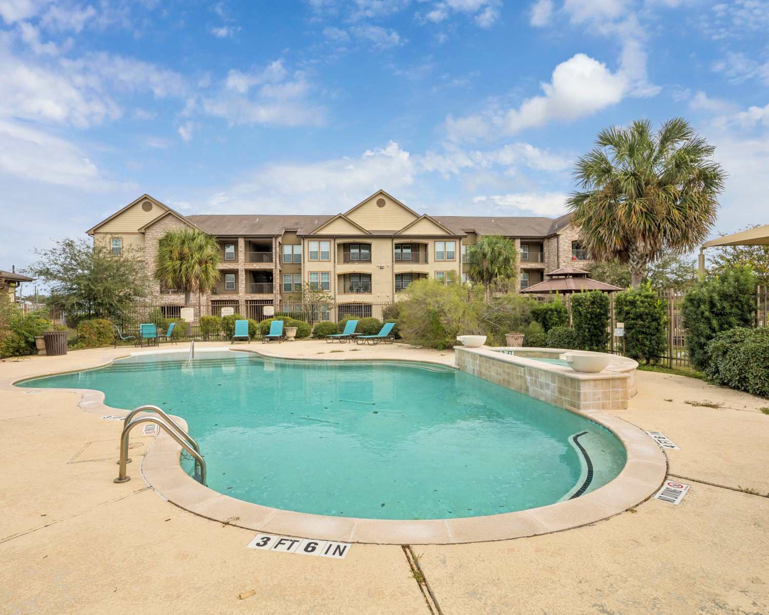  Horizon Meadows apartments in La Marque, Texas
