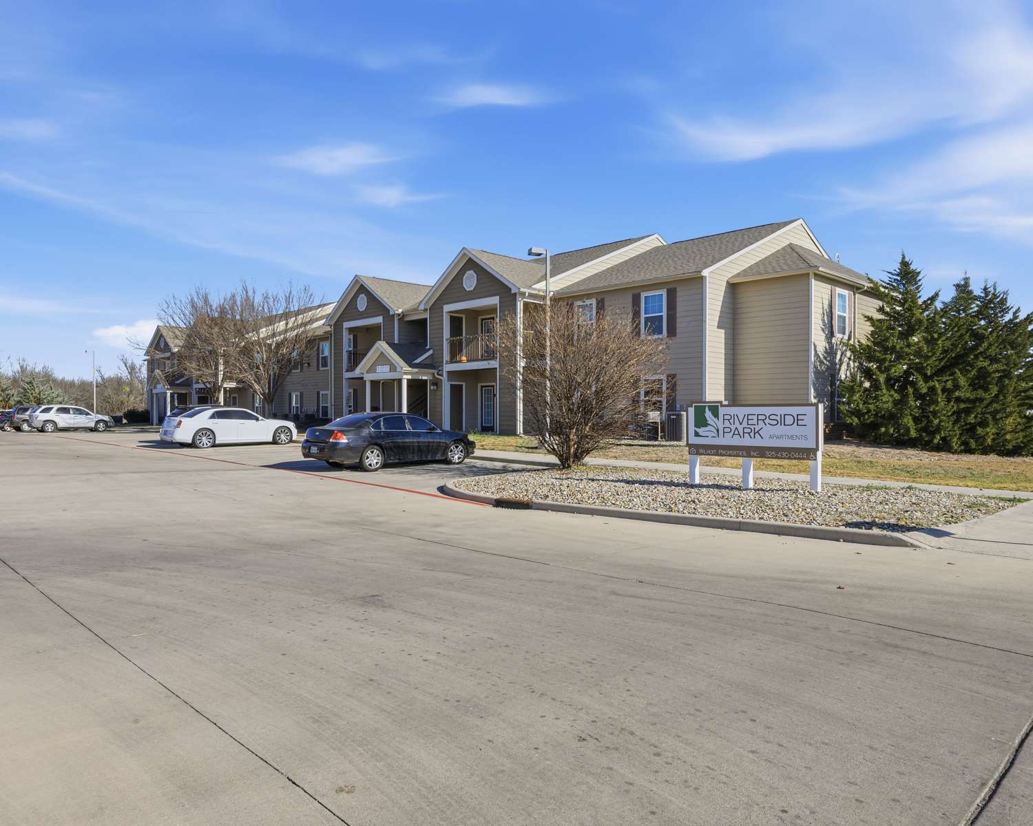 Charming community at Riverside Park in Early, Texas