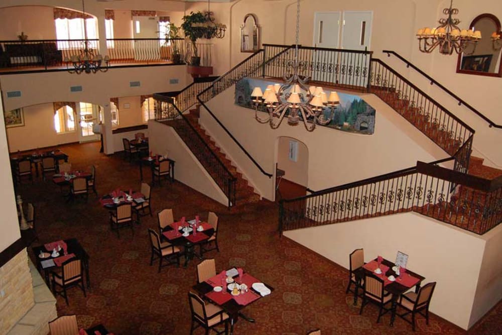 Dining room at Pennington Gardens in Chandler, Arizona