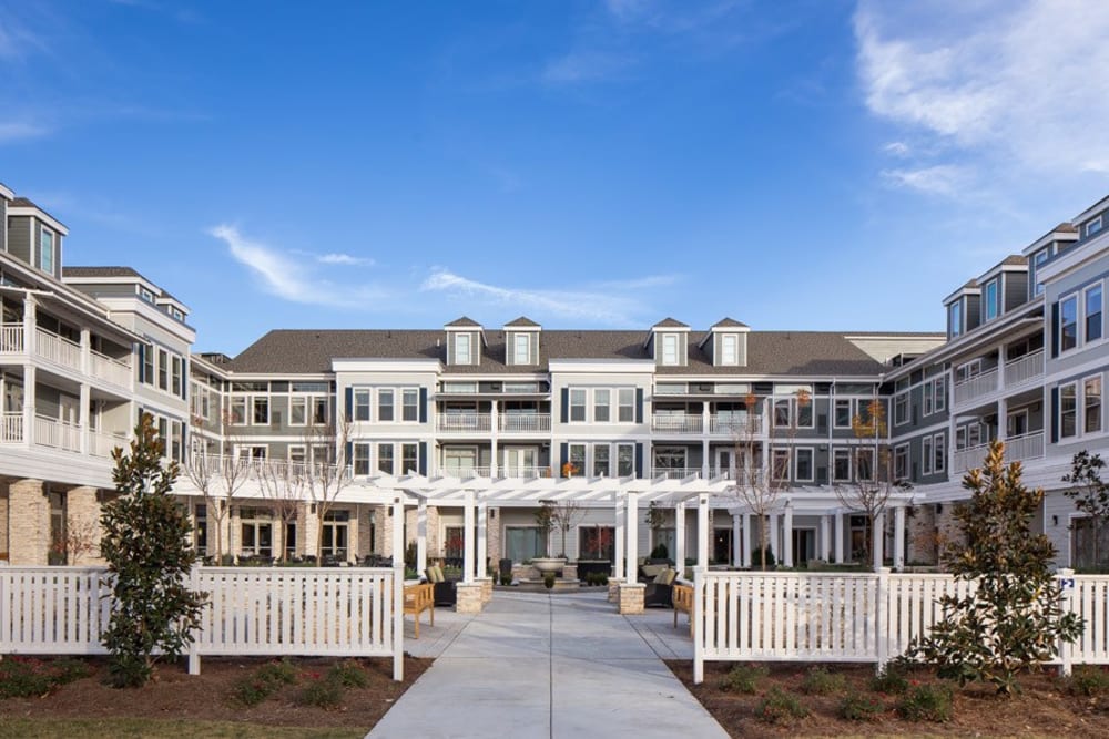 A back view of Merrill Gardens at Woodstock in Woodstock, Georgia. 