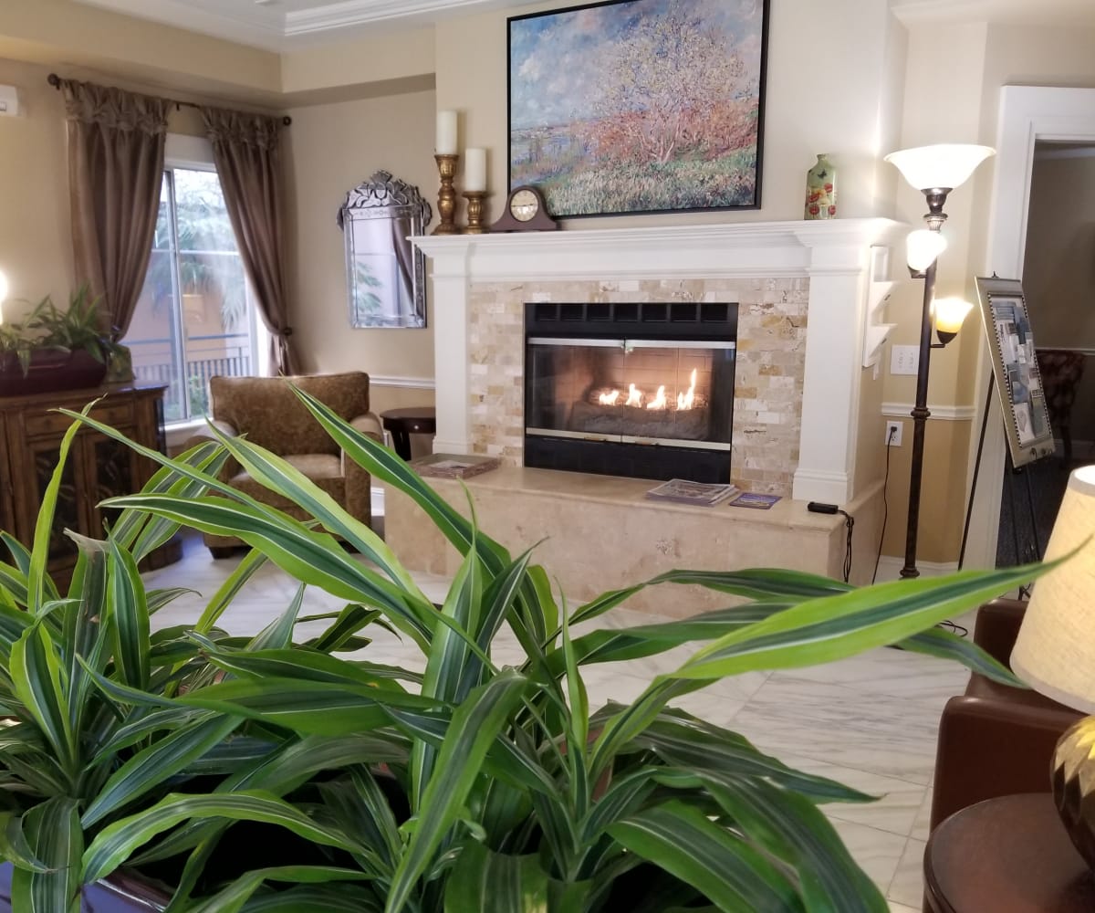 Lounging area at Avila Senior Living at Downtown SLO in San Luis Obispo, California
