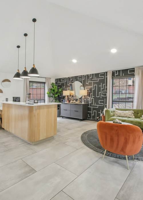 Bar and Sofa at Fiona Apartment Homes in Irving, Texas