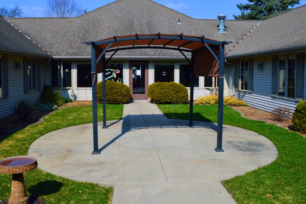 Grassy area outside at Wyndemere Memory Care in Green Bay, Wisconsin. 