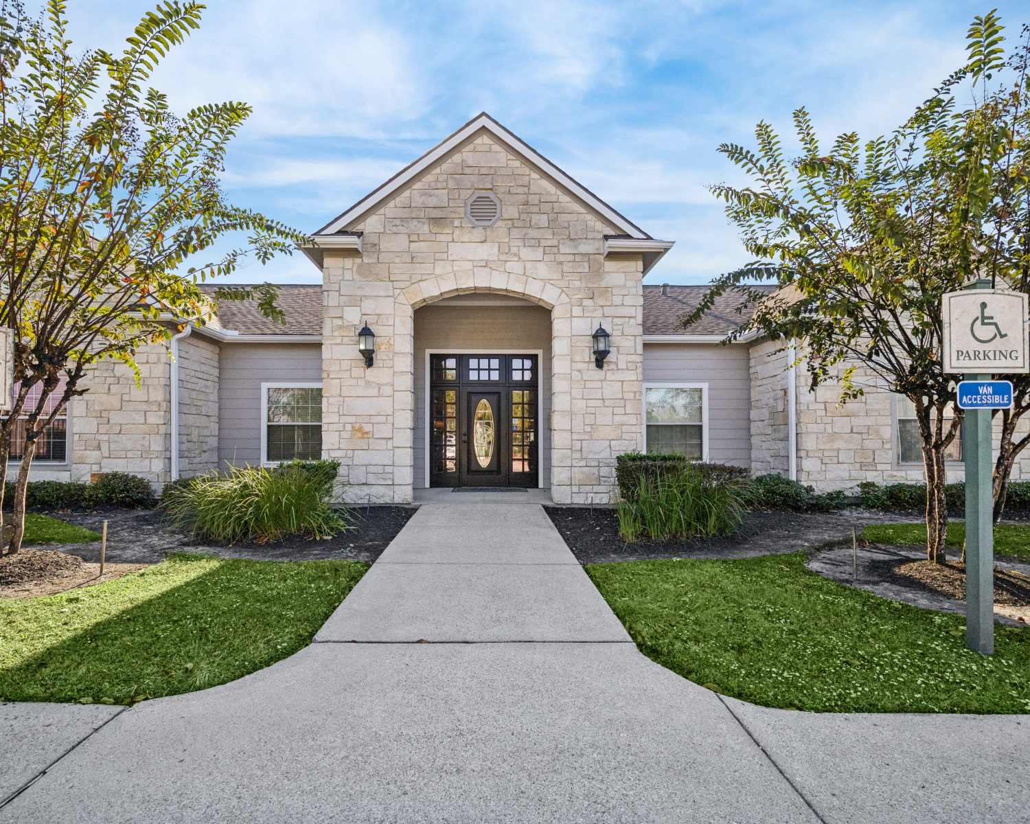 Leasing office at Arbor Pines in Orange, Texas.