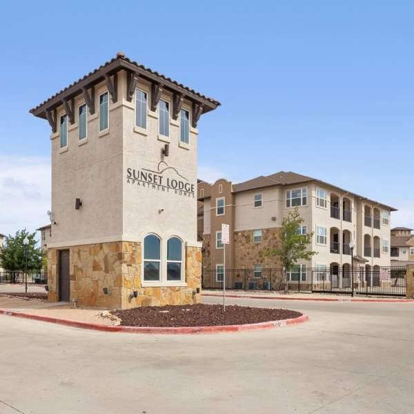 Explore the neighborhood around Sunset Lodge in Odessa, Texas
