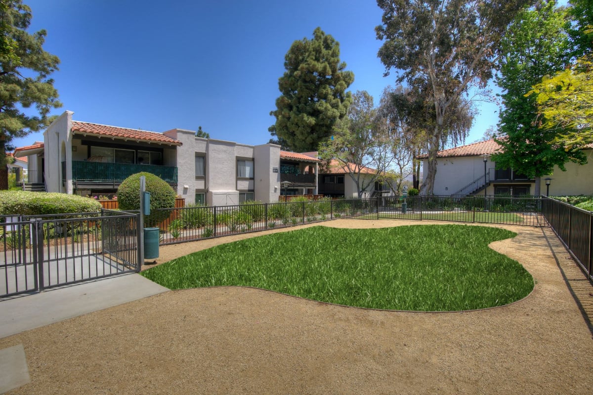 Dog park at Los Robles Apartments, Thousand Oaks, California