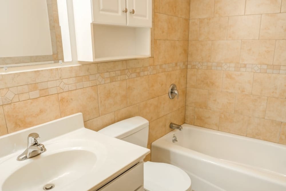 Bathroom of North Hills Apartments in Colonia, New Jersey