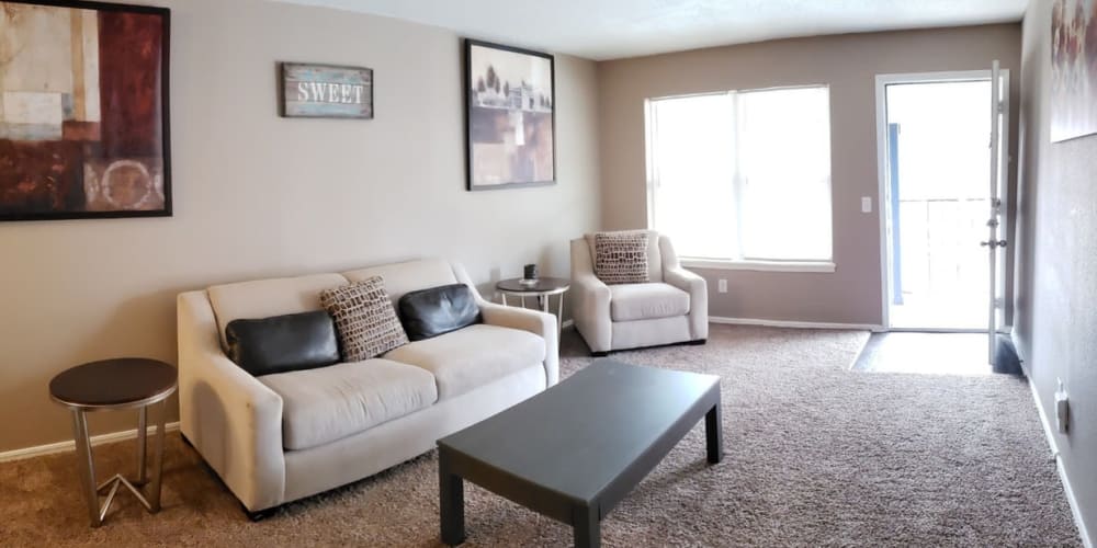 Cute living room at The Chantelle in Norman, Oklahoma.