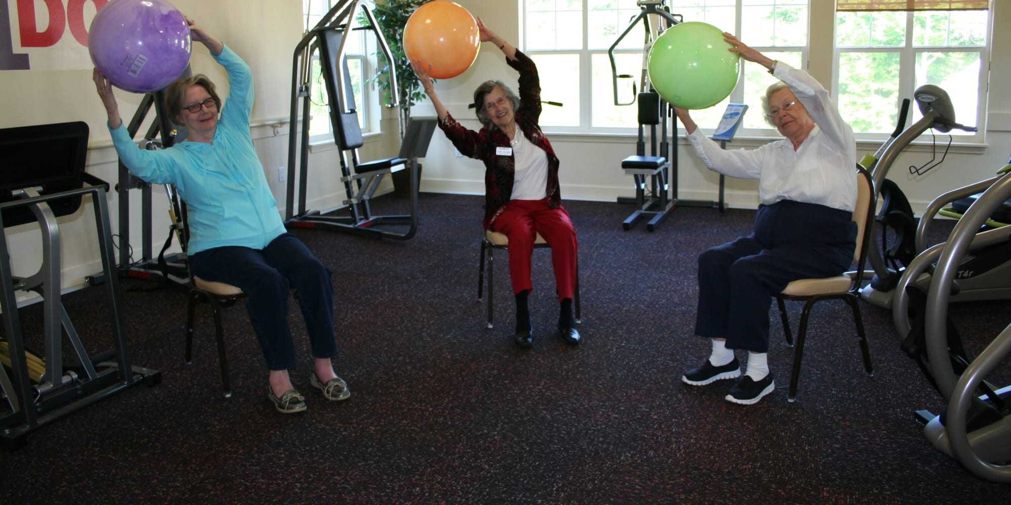Residents exercising at Northridge Gracious Retirement Living in Fishers, Indiana