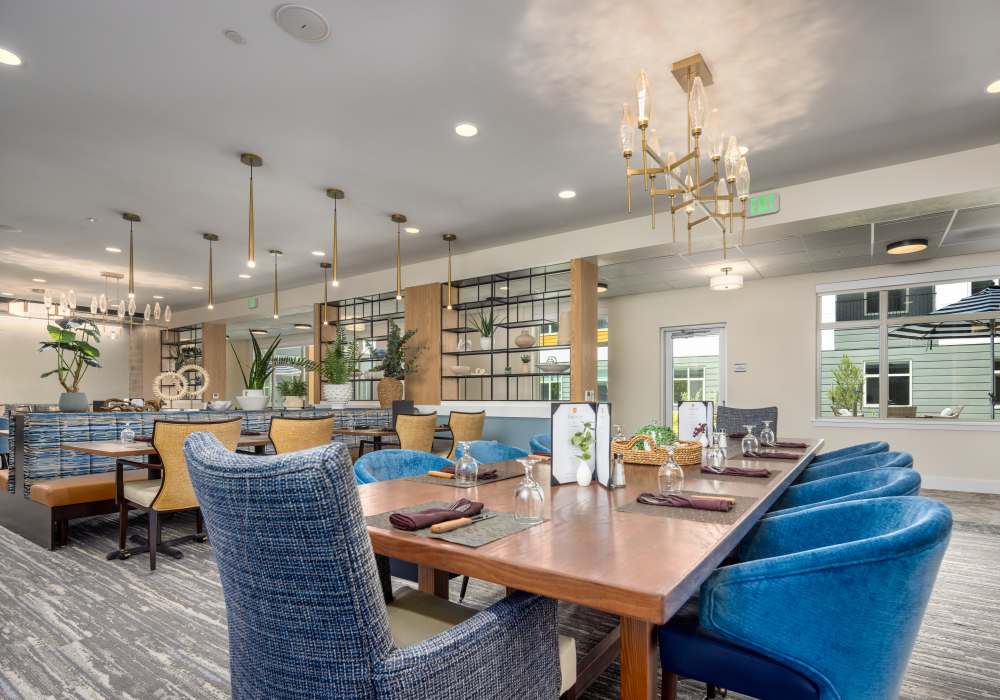 dining area at Clearwater Beaverton in Beaverton, Oregon