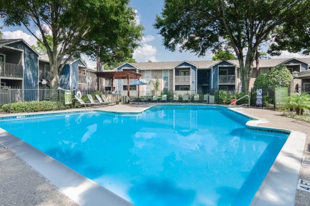 Beautiful swimming pool on a nice sunny day at Vantage Point in Houston, Texas