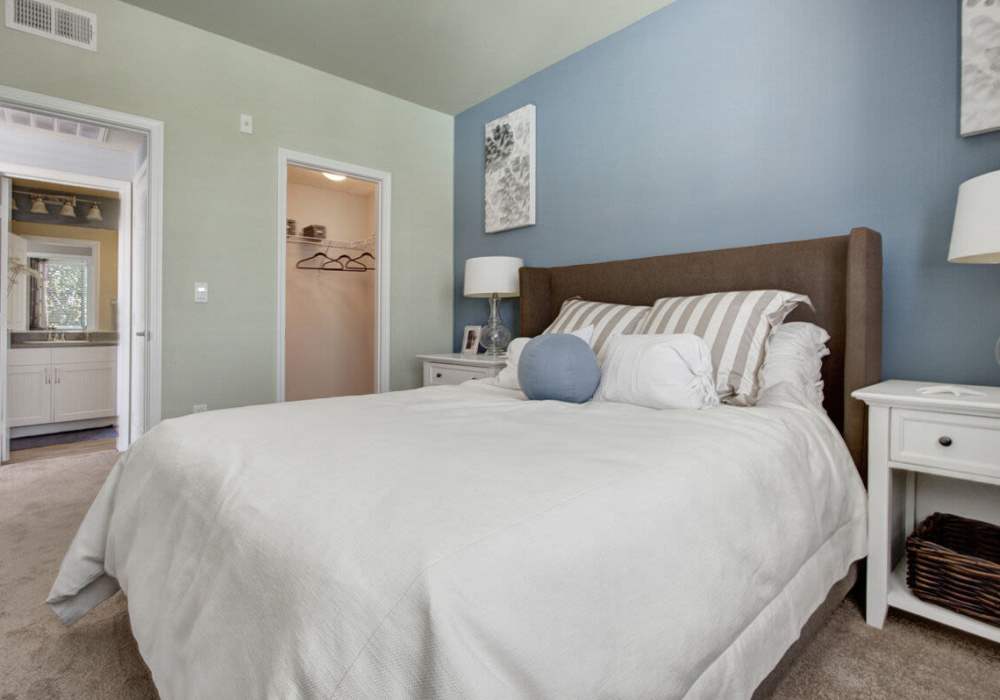 Model bedroom at Rivers Edge in Lake Elsinore, California