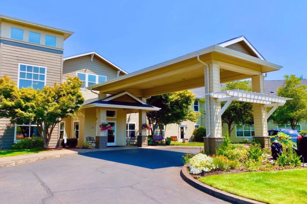 The main entrance at Evergreen Senior Living in Eugene, Oregon.