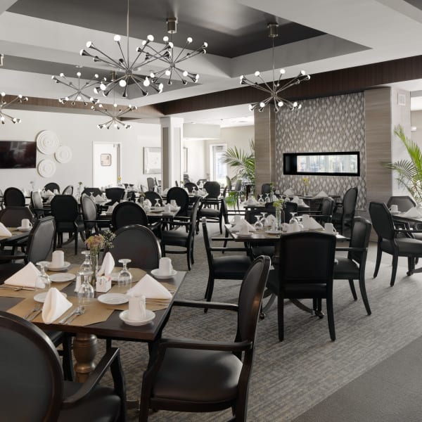 Dining hall at Acclaim at Belmont Bay, Woodbridge, Virginia