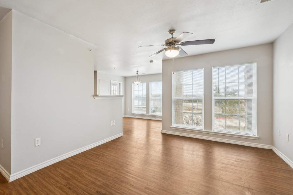 Unfurnished living room at Horizon Meadows in La Marque,Texas