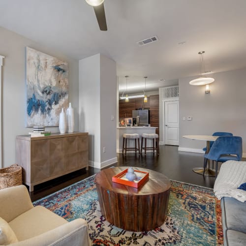 Flexible Lease Terms at Marquis Cresta Bella in San Antonio, Texas