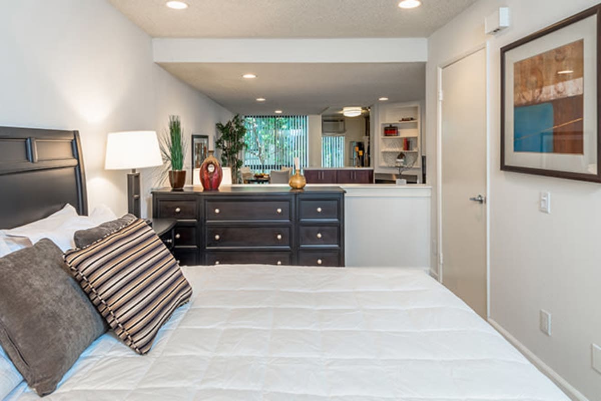 Model bedroom at Villa Esther, West Hollywood, California