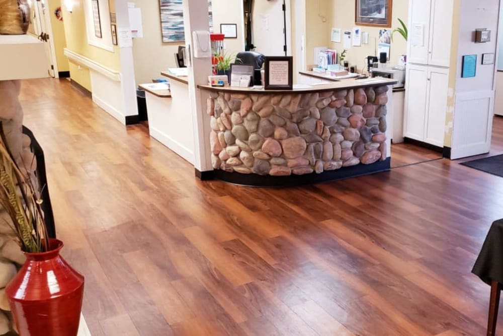 Front desk at Lakeland Senior Living in Eagle Point, Oregon.