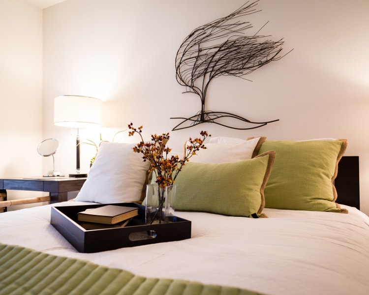 Luxurious apartments at University Gardens in Peoria, Illinois