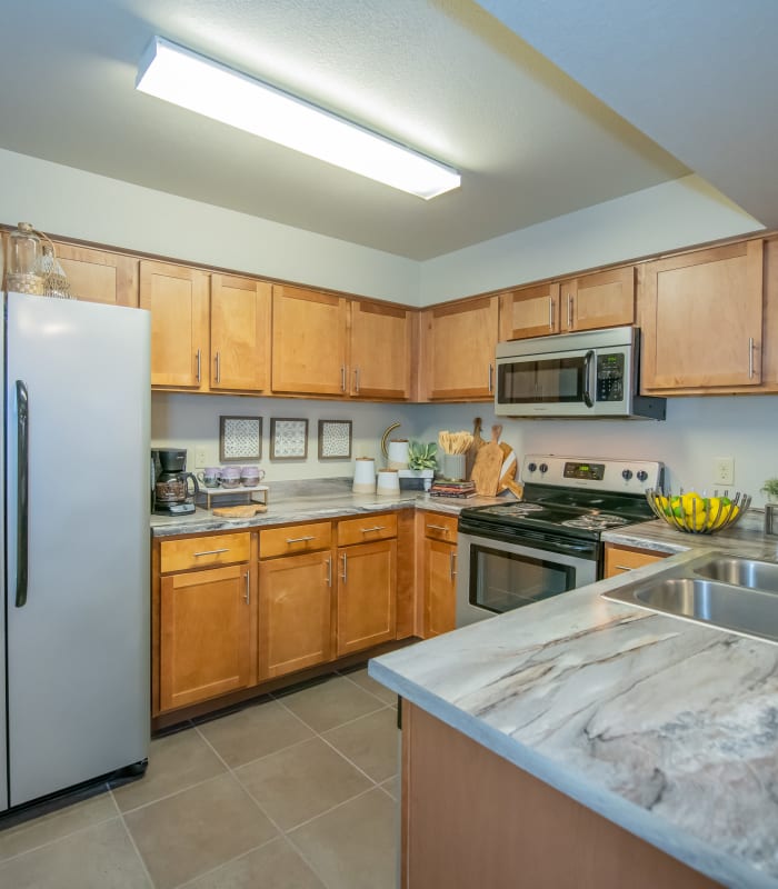 Kitchen at Cascata Apartments in Tulsa, Oklahoma