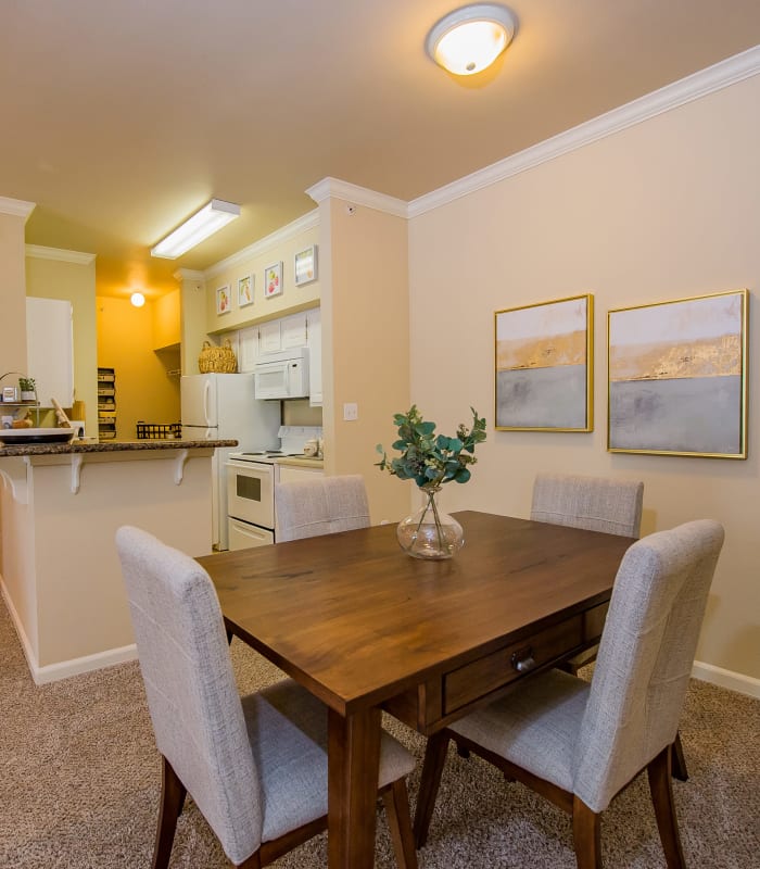 Dining area at Lexington Park Apartment Homes in North Little Rock, Arkansas