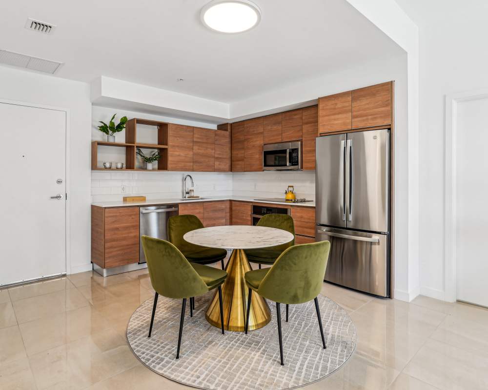 Kitchen and dining area in one frame at Fifteen in Miami, Florida