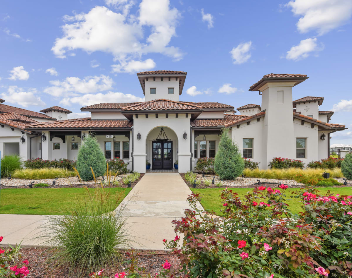Apartments at Lantower Ambrosio in Pflugerville, Texas