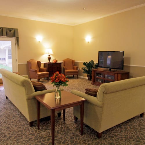 lounge area with a door leading outside at Oxford Springs Edmond in Edmond, Oklahoma